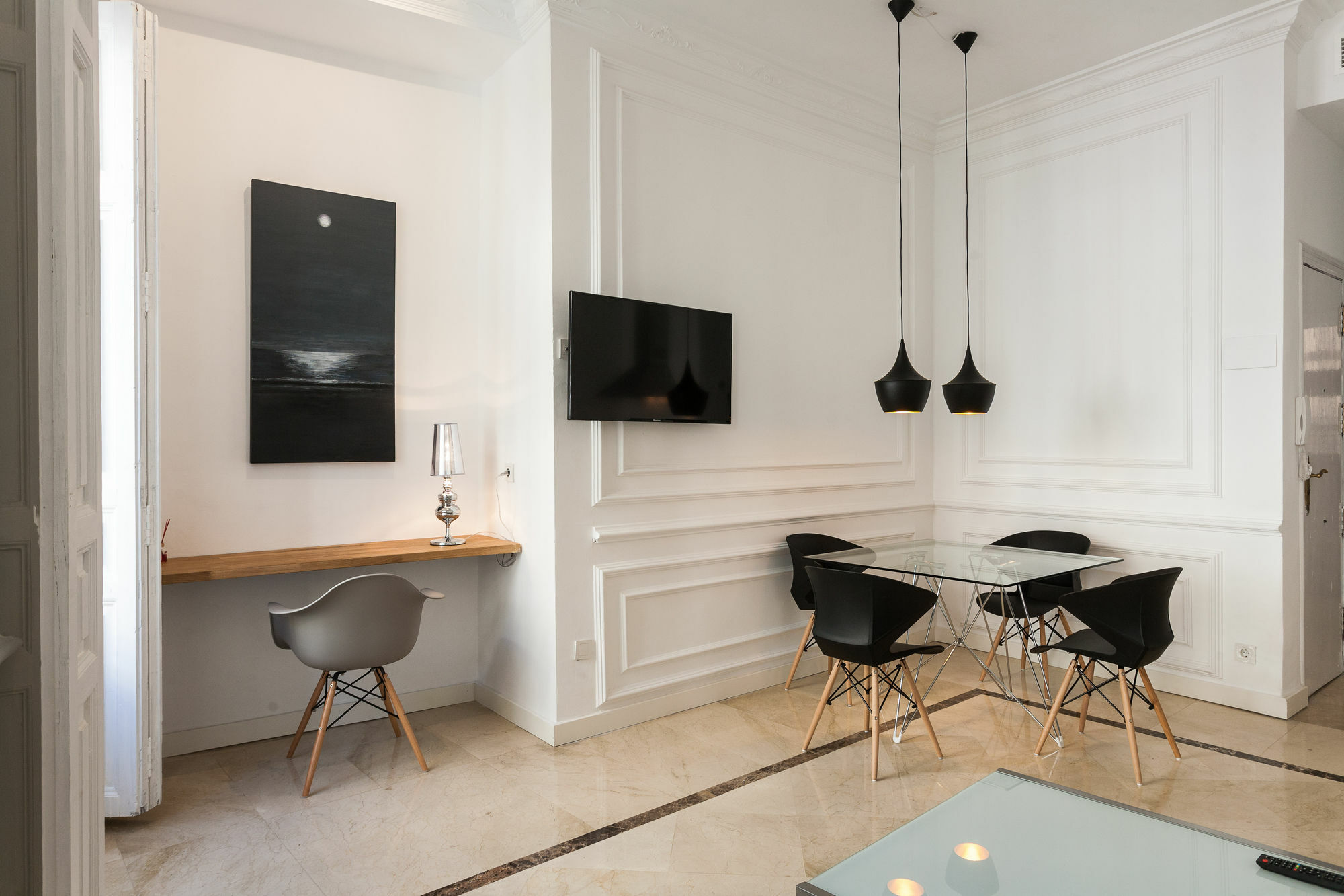 Maragata Plaza Reina Apartment
