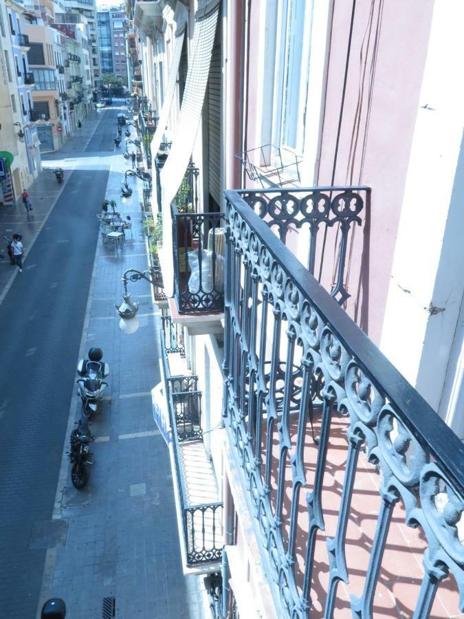 Apartment La Roqueta Completo En Pleno Centro