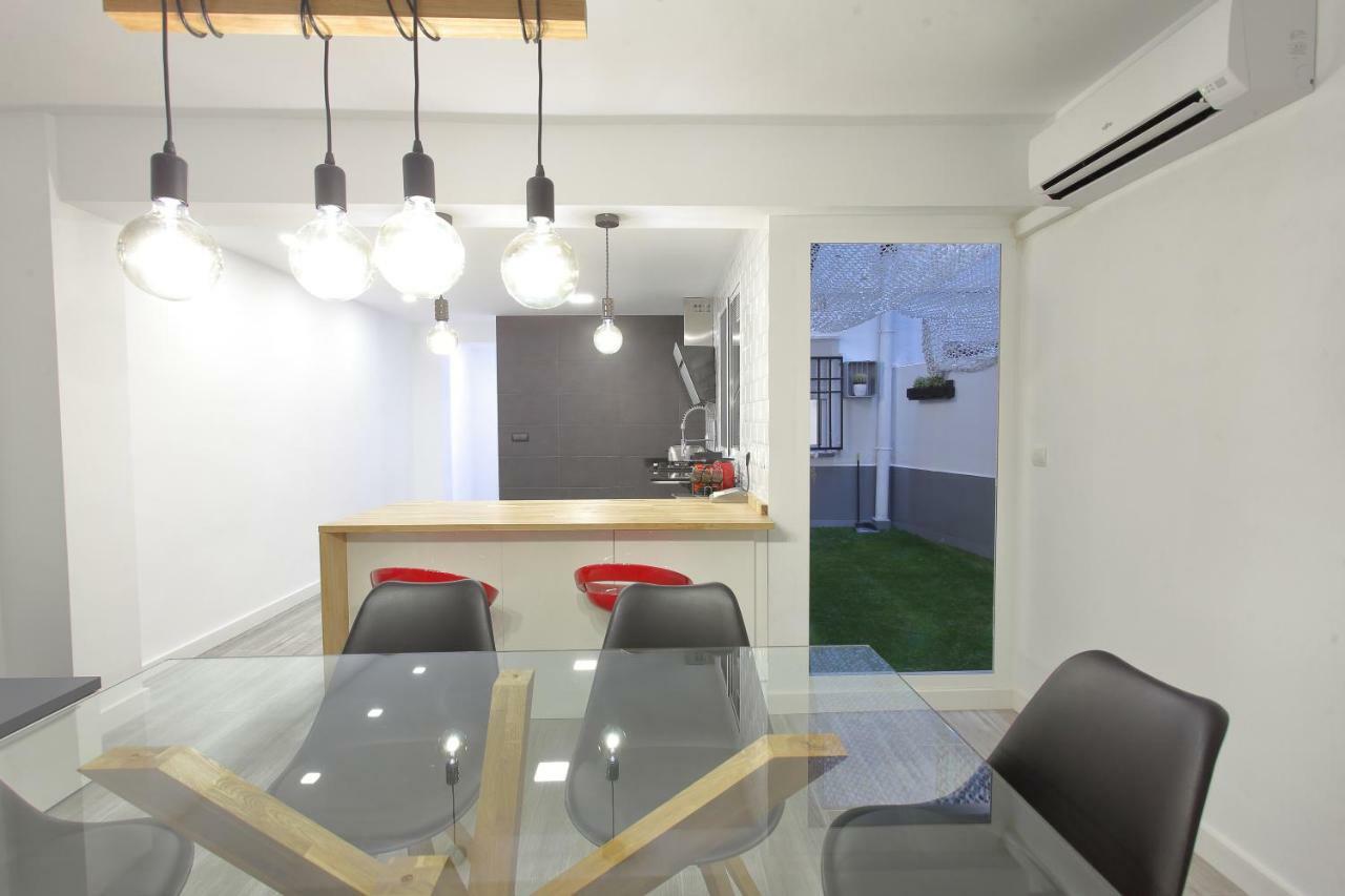 Apartment 5 Senses *