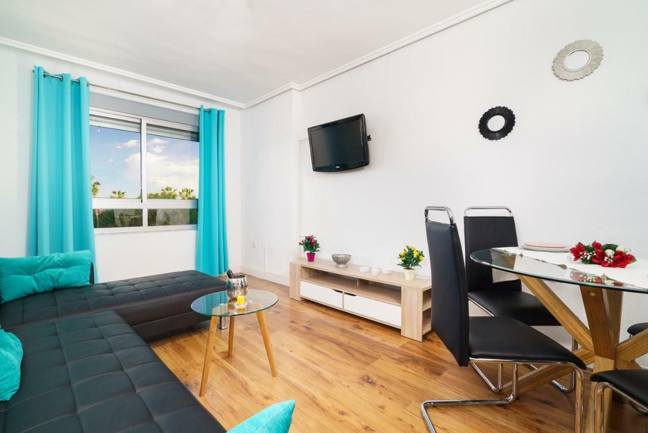 City Beach Apartment *