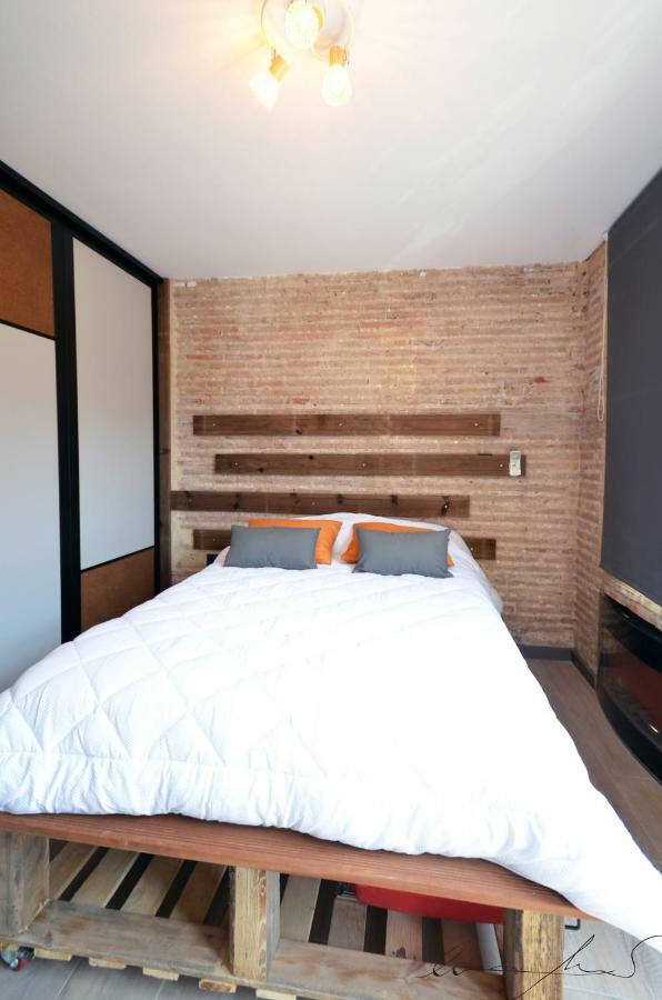 Casita En El Cabanal Con Patio *